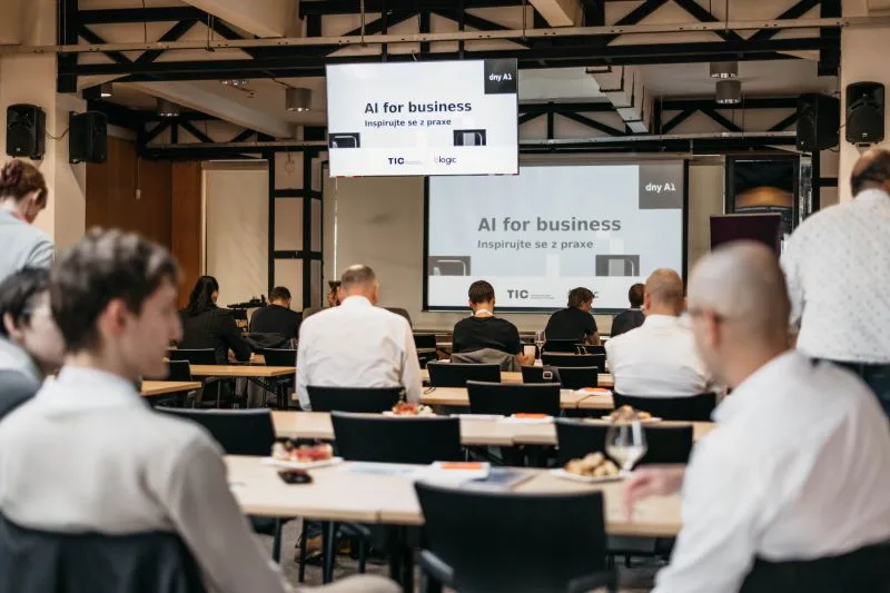 Publikum konference AI for Business v TIC Zlín